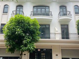 Bán gấp căn sao biển 58,5 m2 , ban công to,công viên, vincom , chung cư masteri