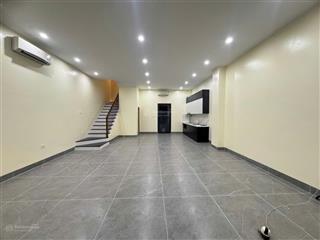 Cho thuê căn 78 m2 phố biển hoàn thiện 5 tầng , về ở ngay giá chỉ 13,5 triệu / tháng .