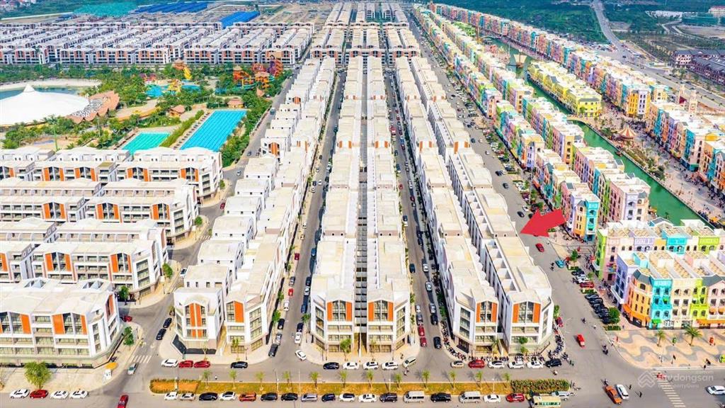 Cần bán căn shop 87,5 m2, phố biển 19, trục đường 20m đối diện grandword kinh doanh sầm uất