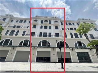 Bán shophouse đường thông 20 m, 2 mặt tiền sát chung cư, công viên, trục đường thông sổ lâu dài