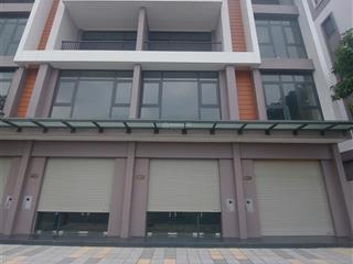 Bán căn shop 56m2 phố biển đối diện chung cư 40 tòa chung cư, gần sông venice, công viên sổ lâu dài