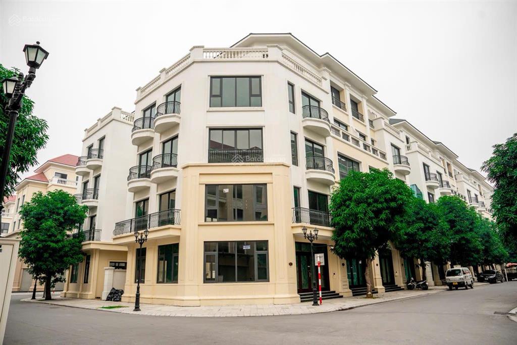 Bán căn góc san hô 132 m2, ngay ngã 3 sầm uất, cho thuê kinh doanh được luôn