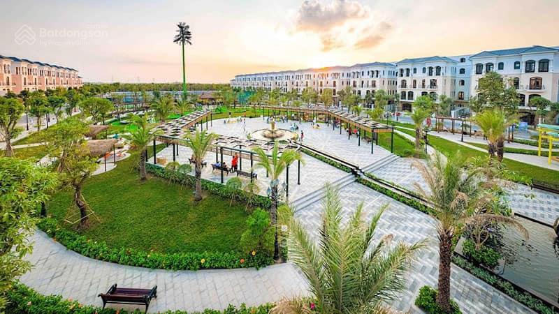 Cần tiền bán gấp căn xẻ khe vịnh tây 78 m2, gần tòa văn phòng, công viên, bể bơi, chung cư masteri