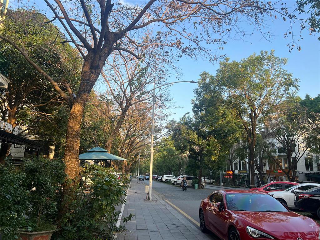 Bán nhanh căn thủy nguyên 100 m2 , sầm uất kinh doanh khai thác dòng tiền được luôn