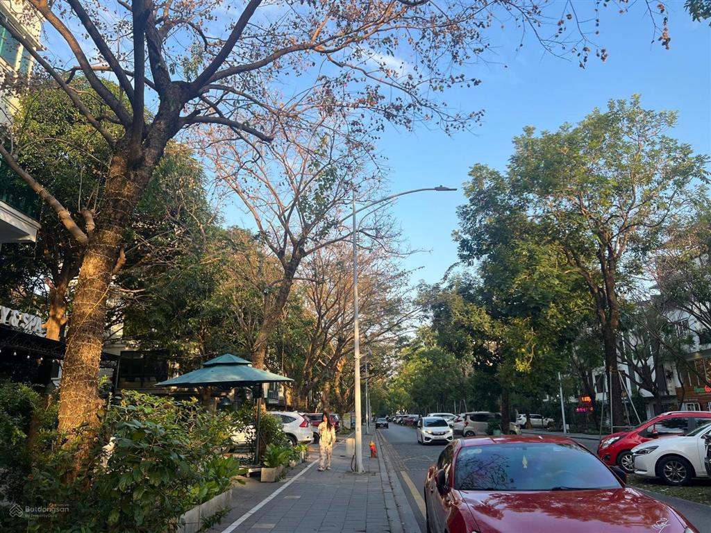 Bán nhanh căn thủy nguyên 100 m2 , sầm uất kinh doanh khai thác dòng tiền được luôn