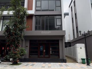 Xẻ khe 104 m2 sổ lâu dài, gần sông venice, cạnh biển hồ, cạnh 43 tòa chung cư mik trục thông