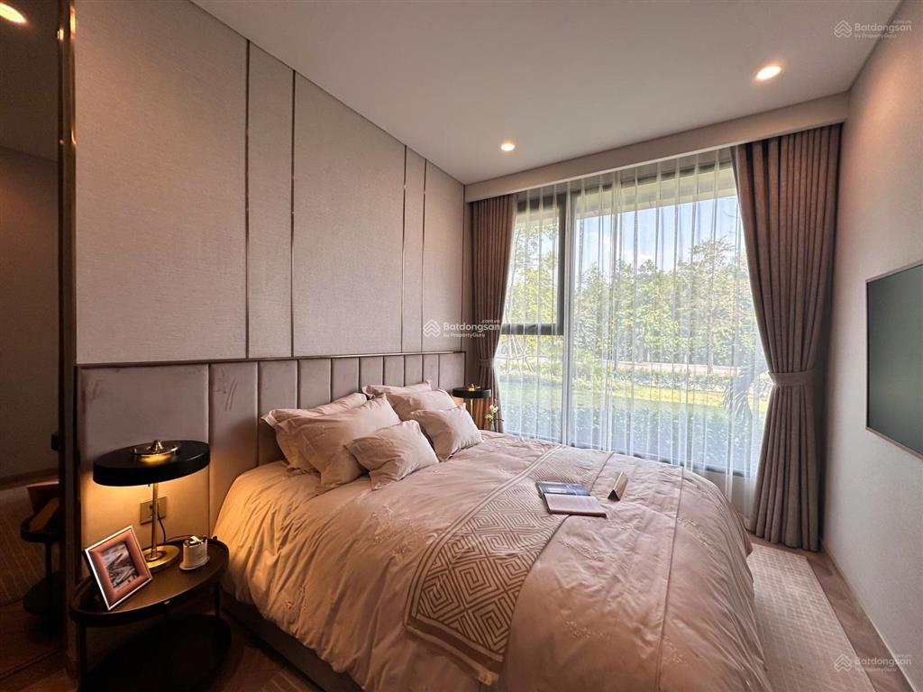 Bán siêu phẩm kinh cong 3pn tại vinhomes cao xà lá , quỹ căn ngoại giao giá chính sách tốt .