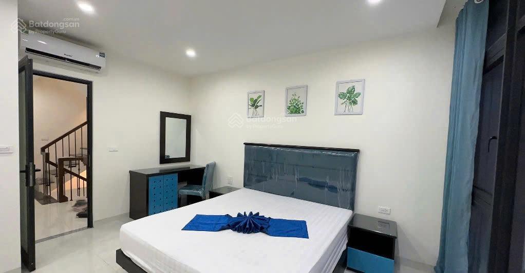 Cho thuê căn biệt thự 120 m2 san hô, hoàn thiện 5 tầng siêu đẹp full đồ về chỉ việc ở