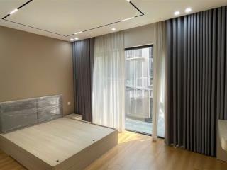 Cho thuê căn xẻ khe đồ đẹp thoáng mát đồ cơ bản 105 m2 giá rẻ hoàn thiện được luôn .