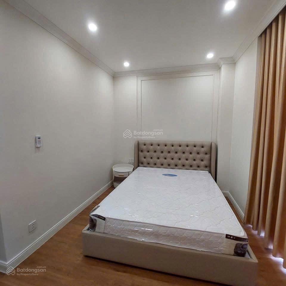 Chính chủ cho thuê căn xẻ khe hoàn thiện 3 tầng, có 3 pn giá hạt rẻ