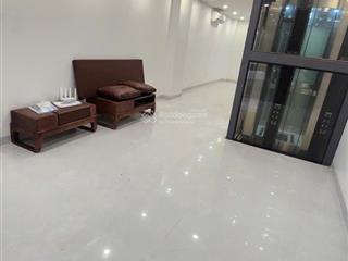 Cho thuê căn hoàn thiện 5 tầng có thang máy, full nội thất chỉ việc vào ở