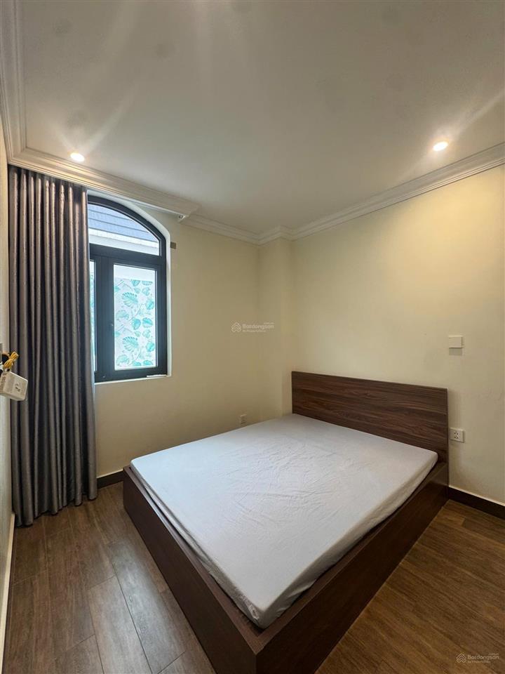 Cho thuê căn sao biển hoàn thiện 5 tầng chỉ việc vào ở