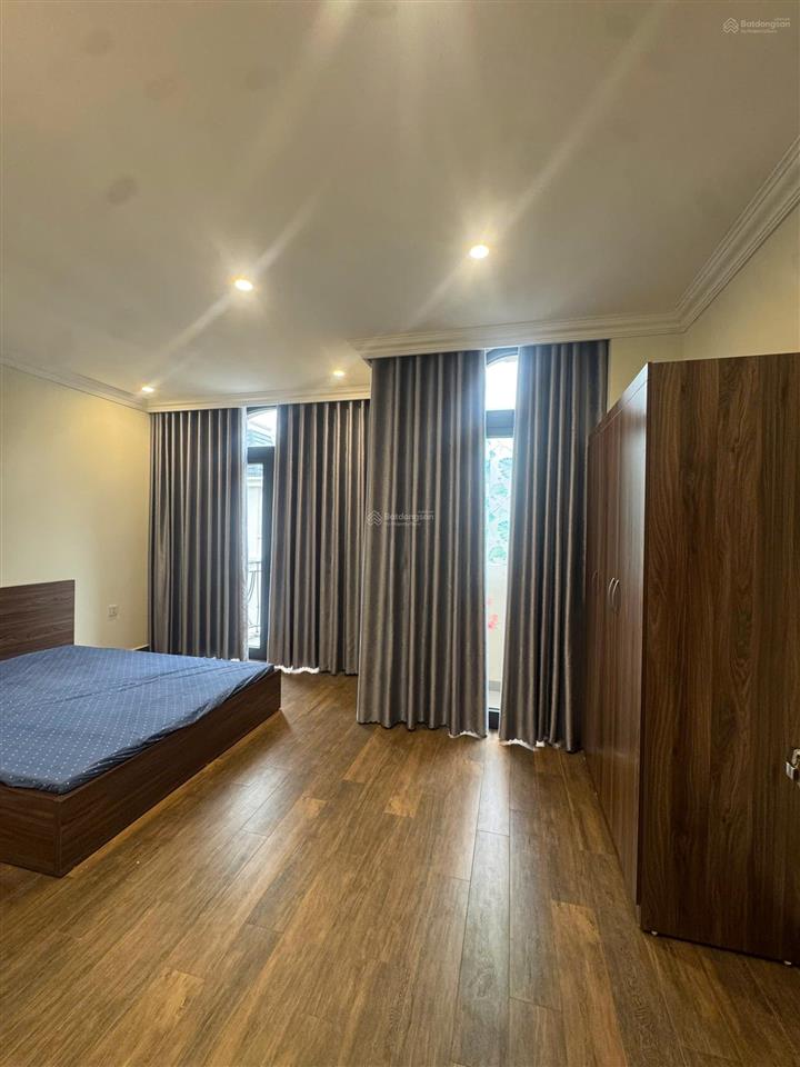 Cho thuê căn sao biển hoàn thiện 5 tầng chỉ việc vào ở