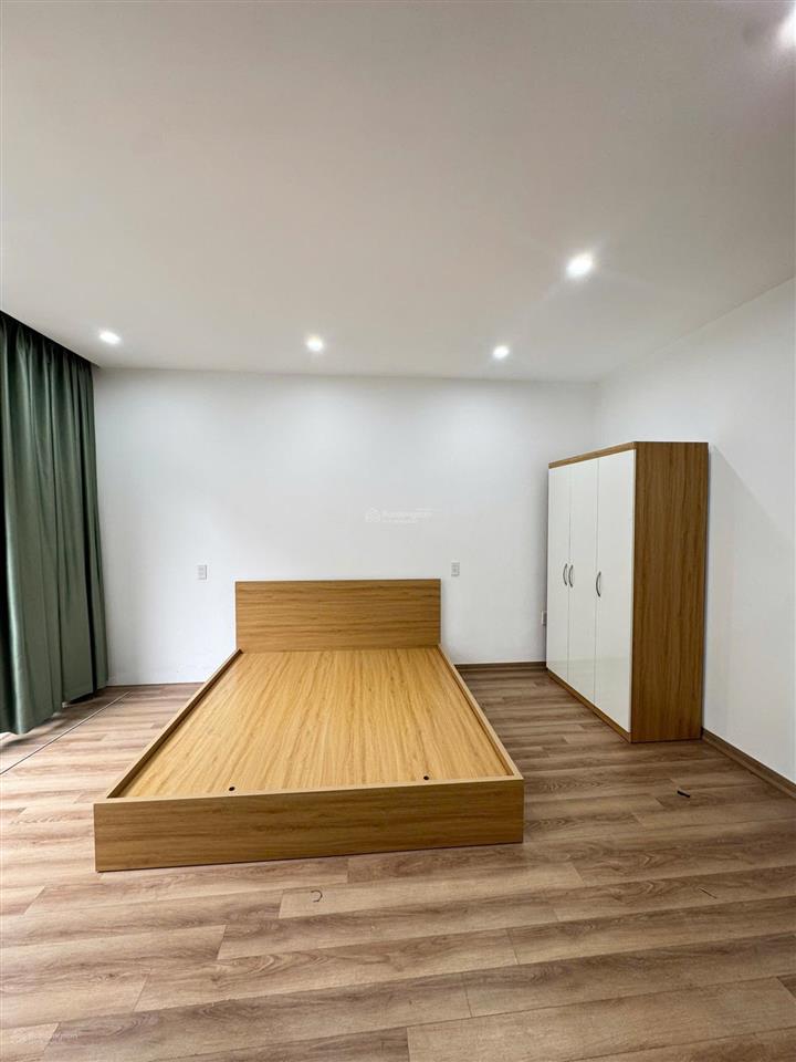 Cho thuê căn phố biển 80 m² hoàn thiện 2 tầng giá 8 triệu, có 2 phòng vskk
