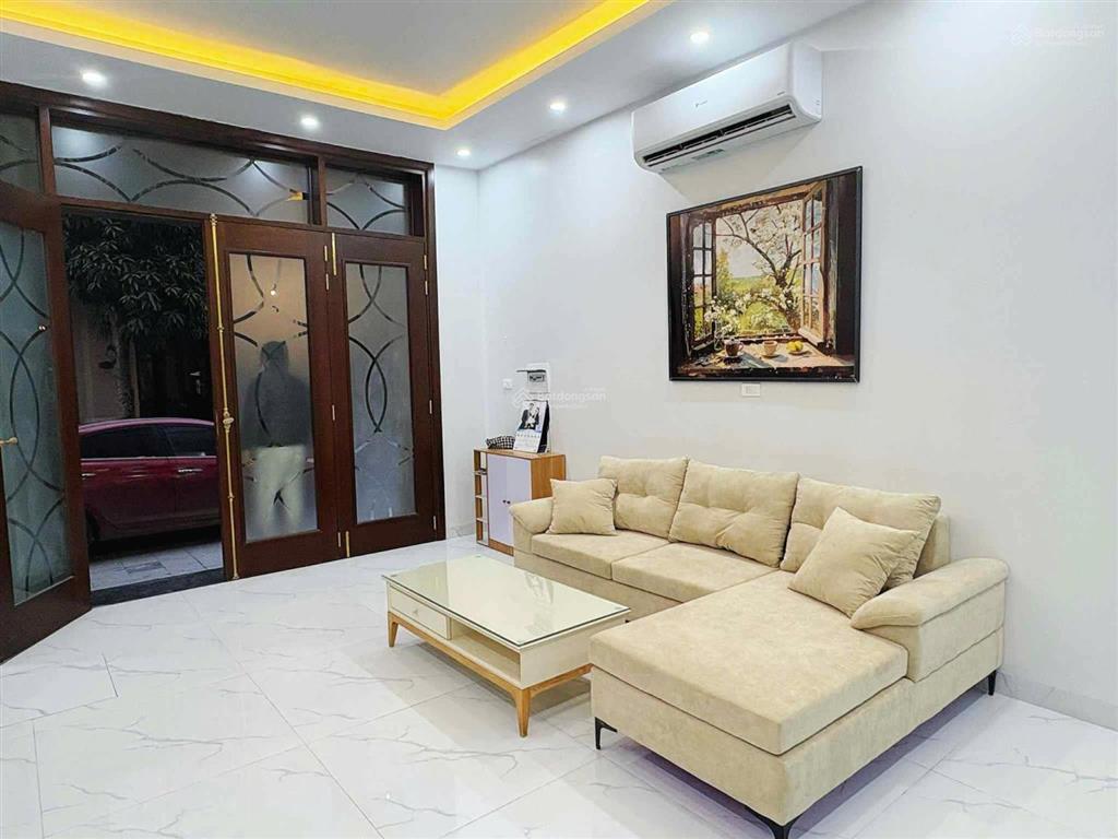 Cho thuê căn cọ xanh 63 m² hoàn thiện 2 tầng full nội thất chỉ việc mang quần áo vào ở.