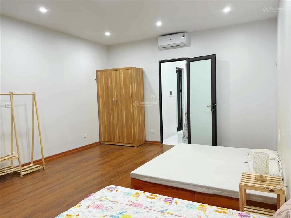 Cho thuê căn cọ xanh 63 m² hoàn thiện 2 tầng full nội thất chỉ việc mang quần áo vào ở.