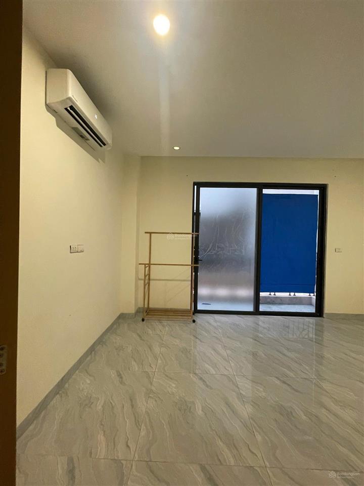 Cho thuê căn hoàn thiện 2 tầng giá tham khảo tốt trong khu vực, có 2 pn chỉ 6,5 triệu/th kbp