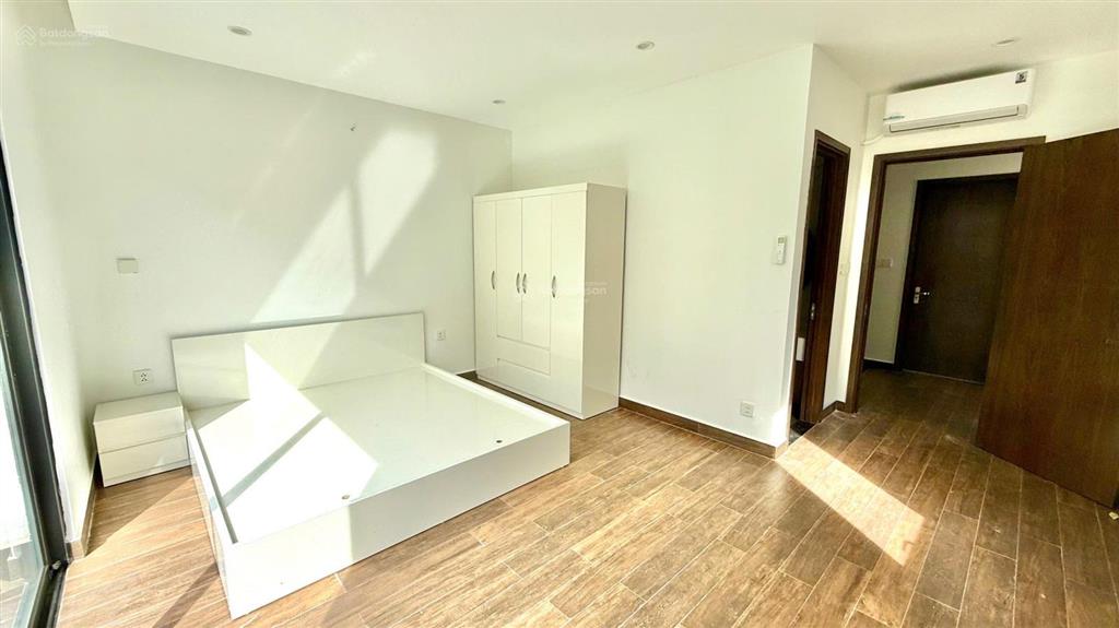 Cho thuê căn xẻ khe 91 m2 hoàn thiện 5 tầng 7 phòng ngủ giá tham khảo tốt trong khu vực