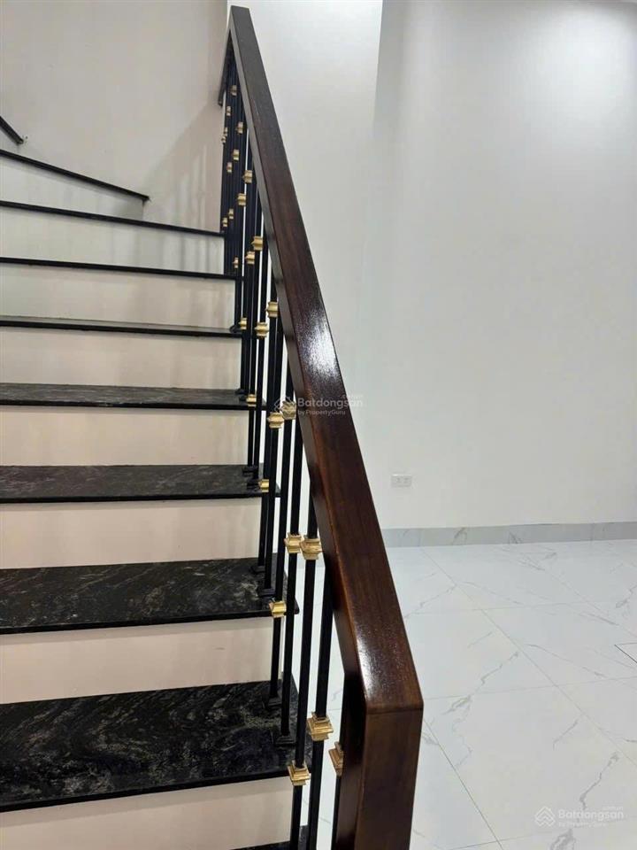Cho thuê căn hoàn thiện 2 tầng trong khu đóng, đảo dừa khép kín, tiện ích bể bơi pha lê đẳng cấp.