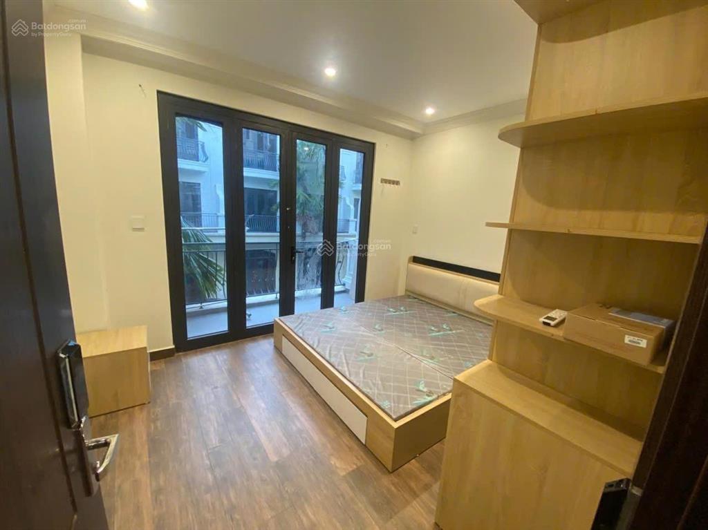 Cho thuê căn hoàn thiện 3 tầng 4 pn, hoàn thiện full đồ chỉ việc vào ở