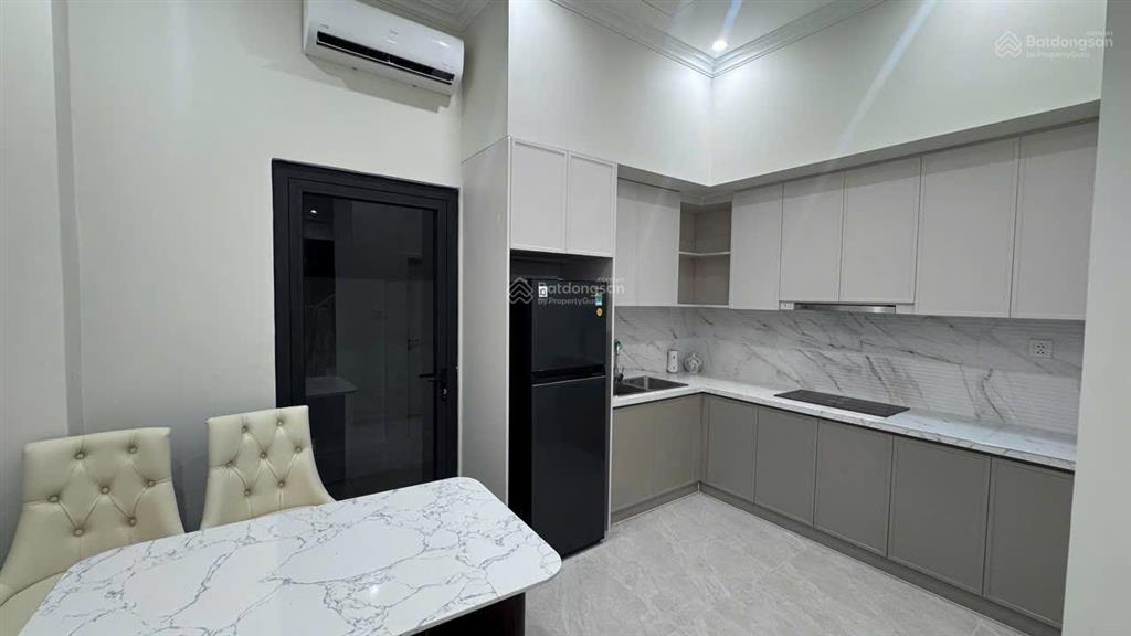 Cho thuê căn vịnh thiên đường 54 m2, có 4 pn full đồ chỉ việc vào ở