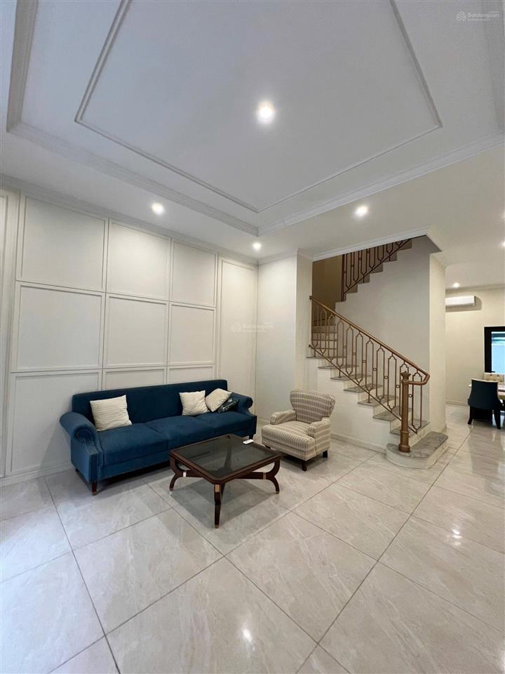 Cho thuê căn 70 m2 hoàn thiện 3 tầng có 4pn, chỉ việc vào ở luôn giá quá tốt