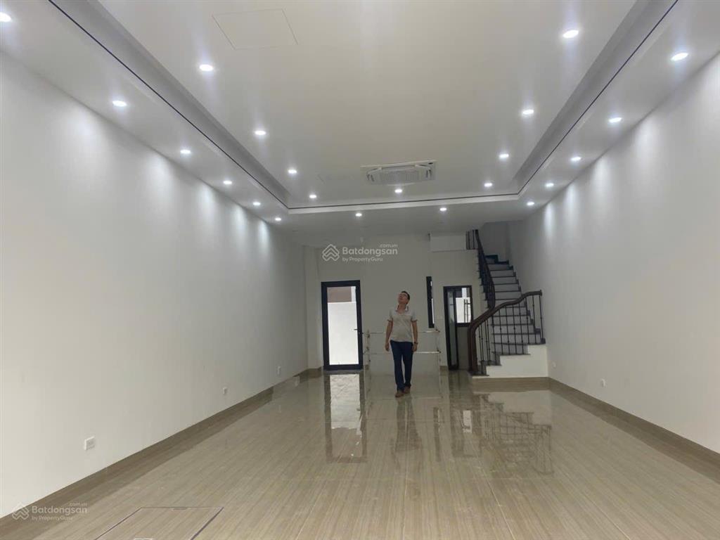 Cho thuê căn ánh dương 80 m2 hoàn thiện 5 tầng thích hợp làm văn phòng có 3 pn