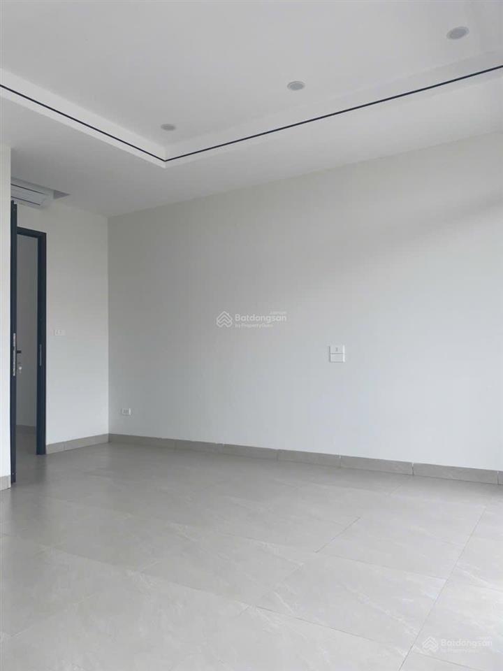 Cho thuê căn liền kề 80 m2 hoàn thiện 5 tầng thích hợp làm văn phòng có 3 pn