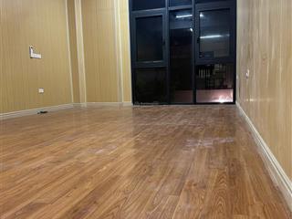 Cho thuê căn hoàn thiện 2 tầng giá hạt rẻ 8,5 triệu đồ cơ bản vào ở được luôn
