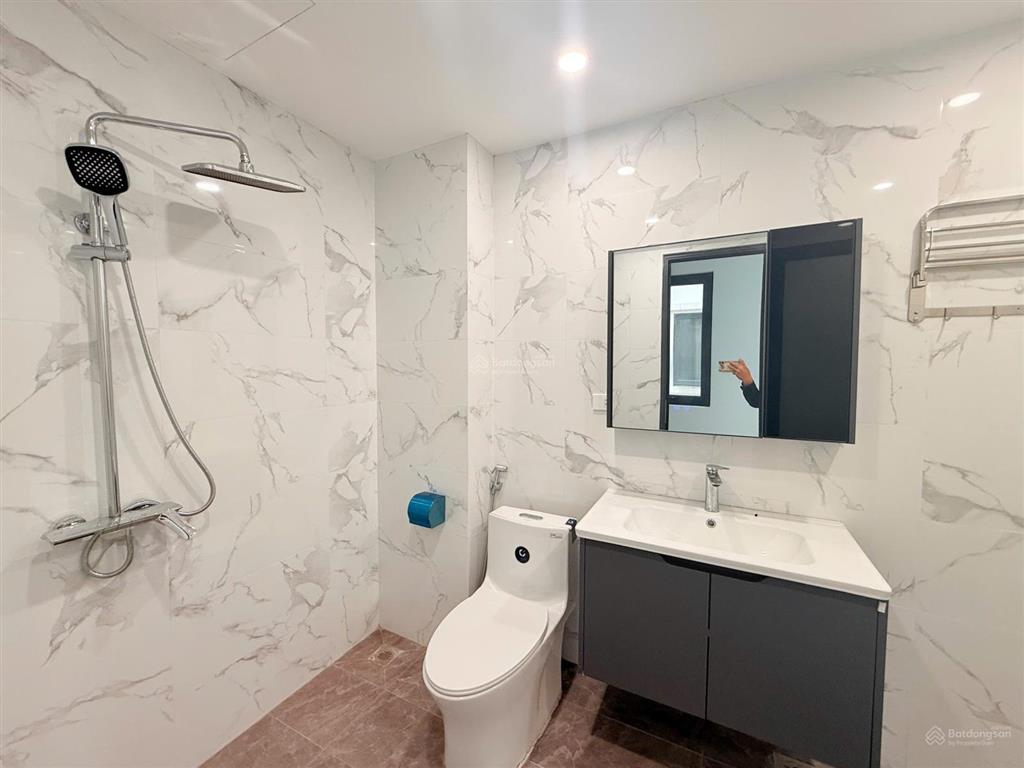 Cho thuê xẻ khe cọ xanh 72 m2 nội thất cơ bản có giường tủ