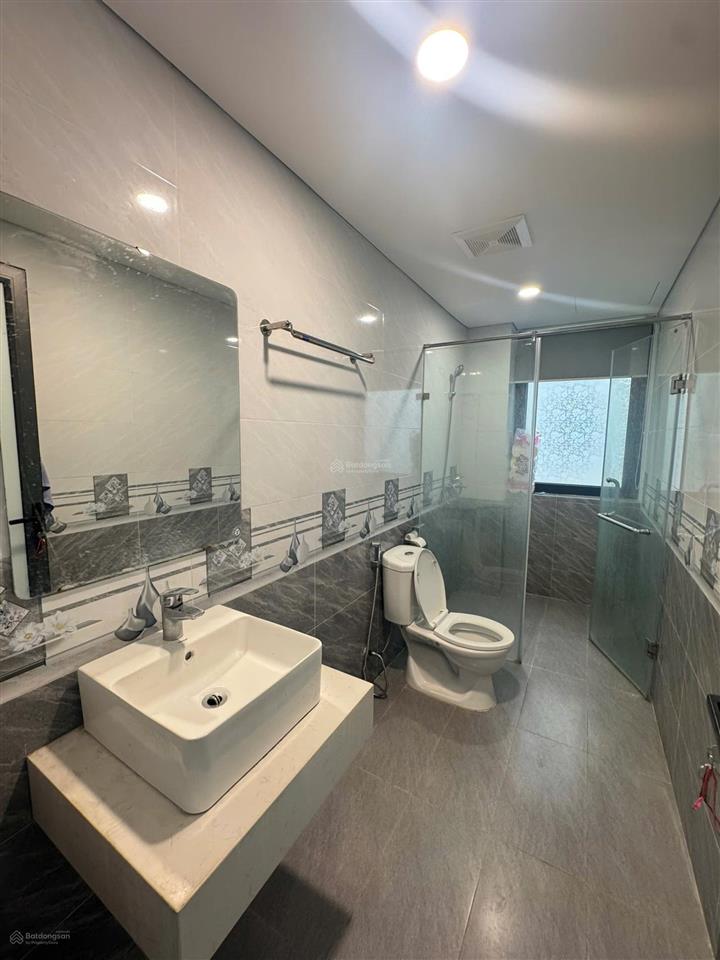Cho thuê căn biệt thự tứ lập 120 m2 hoàn thiện 2 tầng đủ đồ chỉ việc vào ở