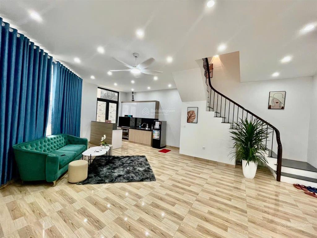 Cho thuê căn góc san hô 89 m2 hoàn thiện 2 tầng full đồ chỉ việc vào ở giá rẻ