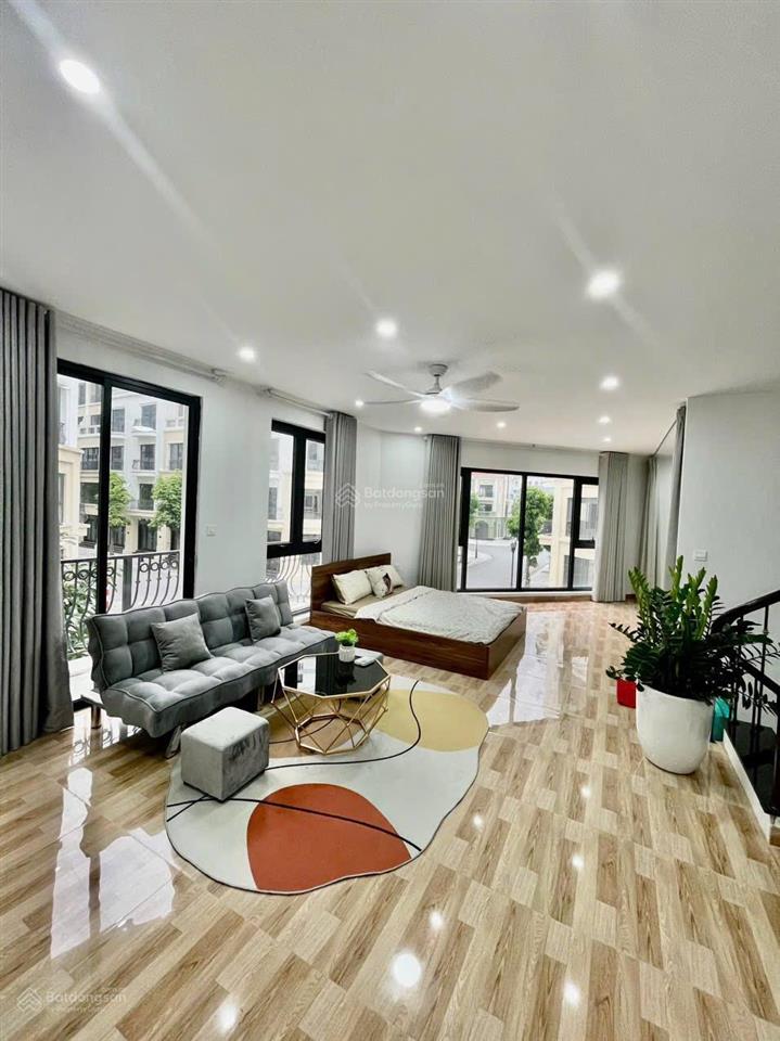 Cho thuê căn góc san hô 89 m2 hoàn thiện 2 tầng full đồ chỉ việc vào ở giá rẻ