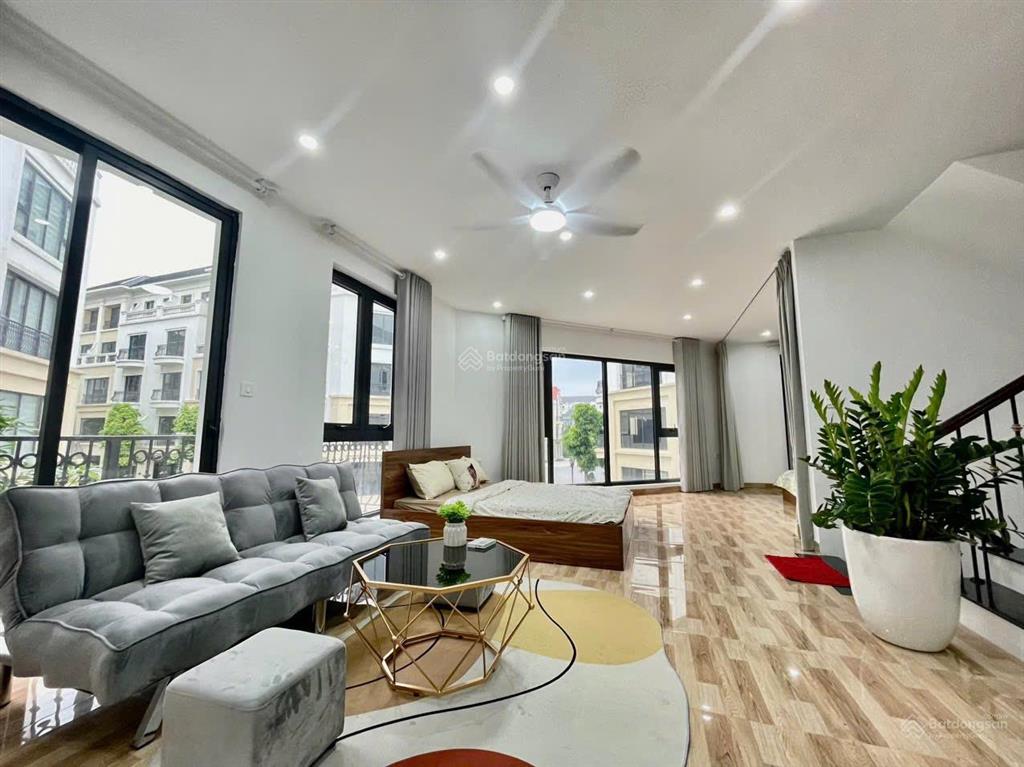 Cho thuê căn góc san hô 89 m2 hoàn thiện 2 tầng full đồ chỉ việc vào ở giá rẻ