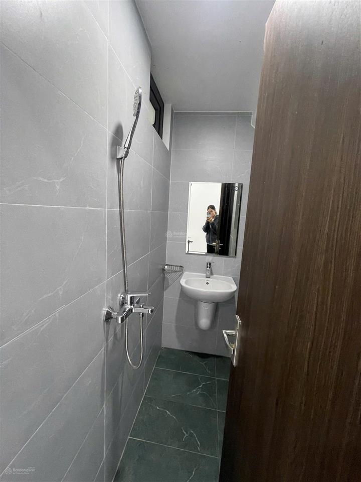 Cho thuê căn phố biển hoàn thiên 2 tầng 2 phòng ngủ khép kín full đồ chỉ việc vào ở