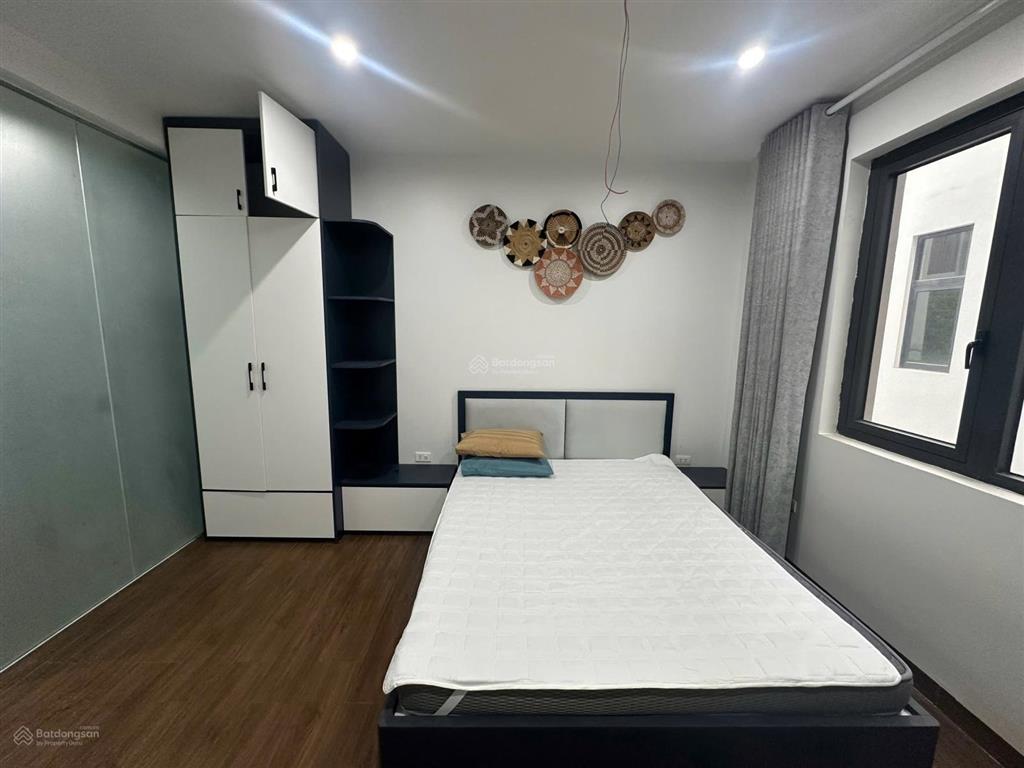 Cho thuê căn liền kề 78 m2, mặt tiền 6 mét, hoàn thiện 5 tầng full đồ nội thất xịn