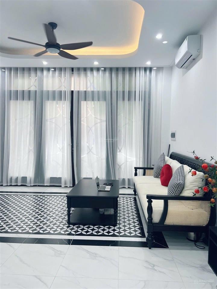Cho thuê căn cọ xanh 63 m2 hoàn thiện 2 tầng full đồ đẹp chỉ việc vào ở