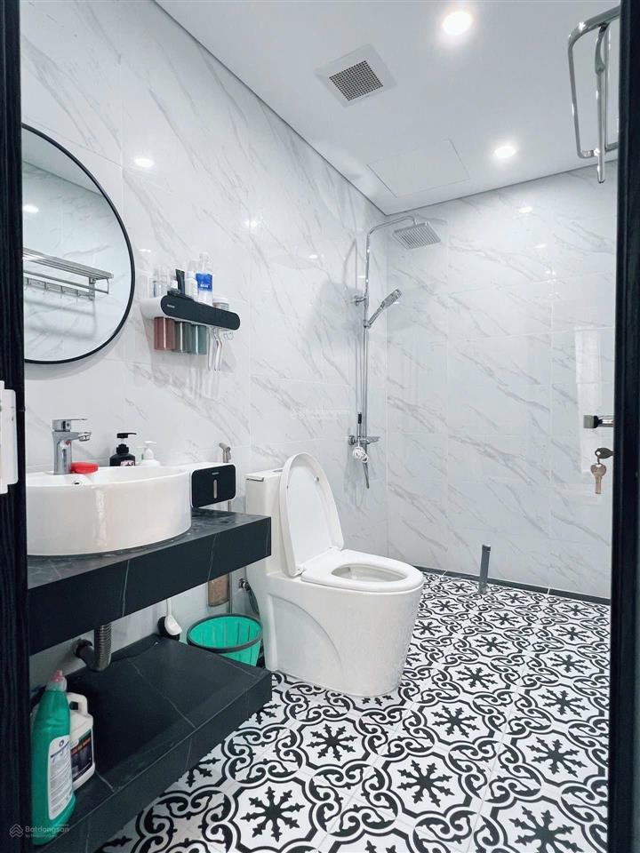 Cho thuê căn cọ xanh 63 m2 hoàn thiện 2 tầng full đồ đẹp chỉ việc vào ở