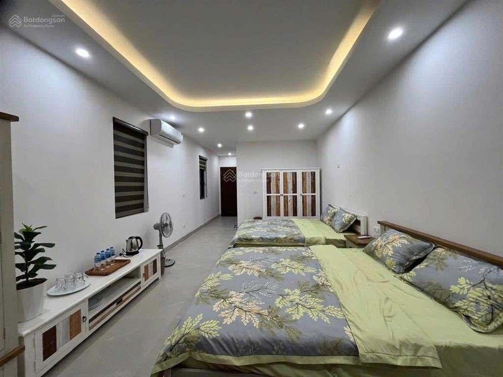 Cho thuê căn liền kề 60 m2 hoàn thiện full đồ giá tốt.