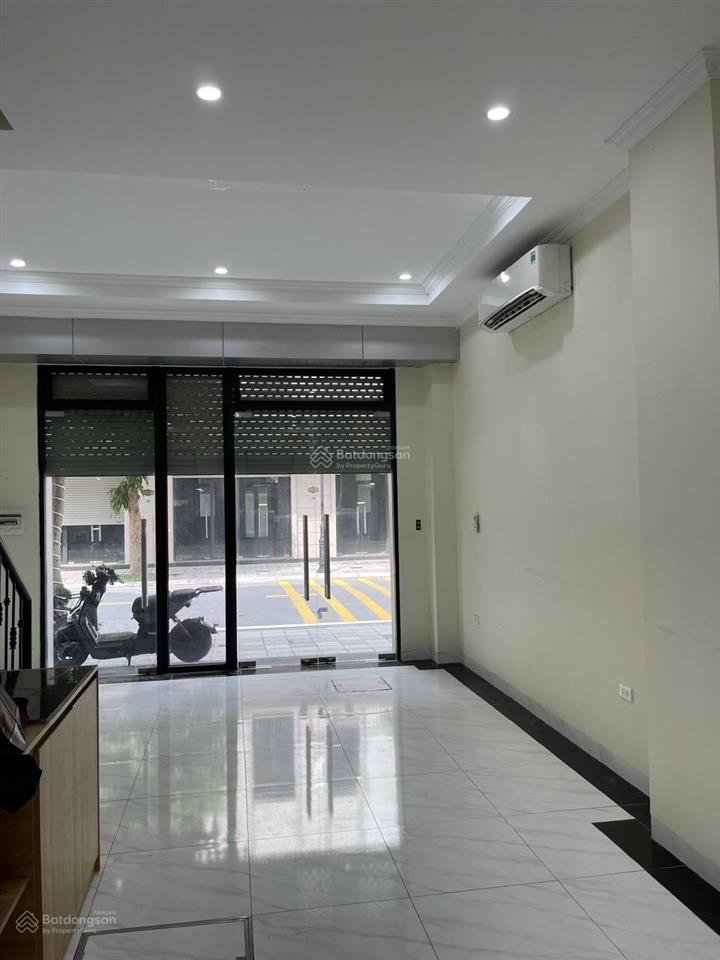 Cho thuê căn sao biển 58,5 m2, hoàn thiện 2 tầng cơ bản, thích hợp làm văn phòng kết hợp để ở.