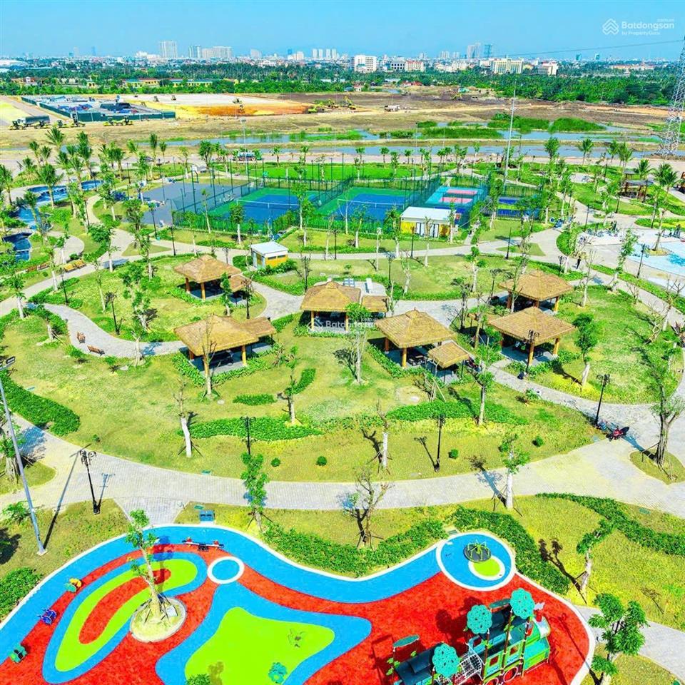 Bán căn liền kề 75 m2 mặt sông, view công viên 2 mặt tiền siêu thoáng, giá mua áp voucher