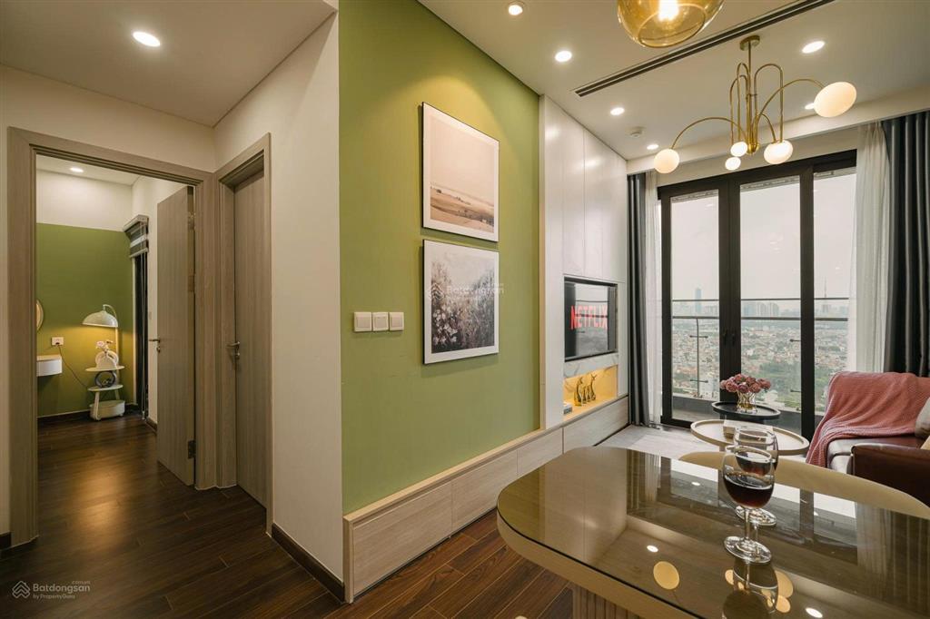 Chính chủ cho thuê căn hộ 1pn+ masteri west heights vinhomes smart city, view hồ, full nội thất