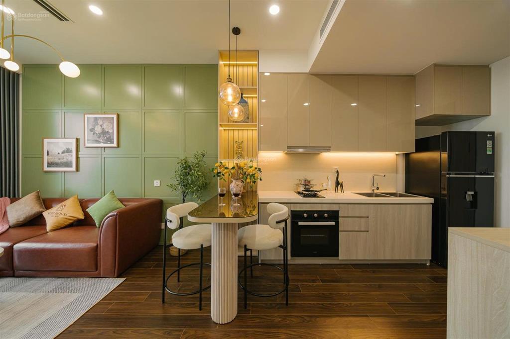 Chính chủ cho thuê căn hộ 1pn+ masteri west heights vinhomes smart city, view hồ, full nội thất