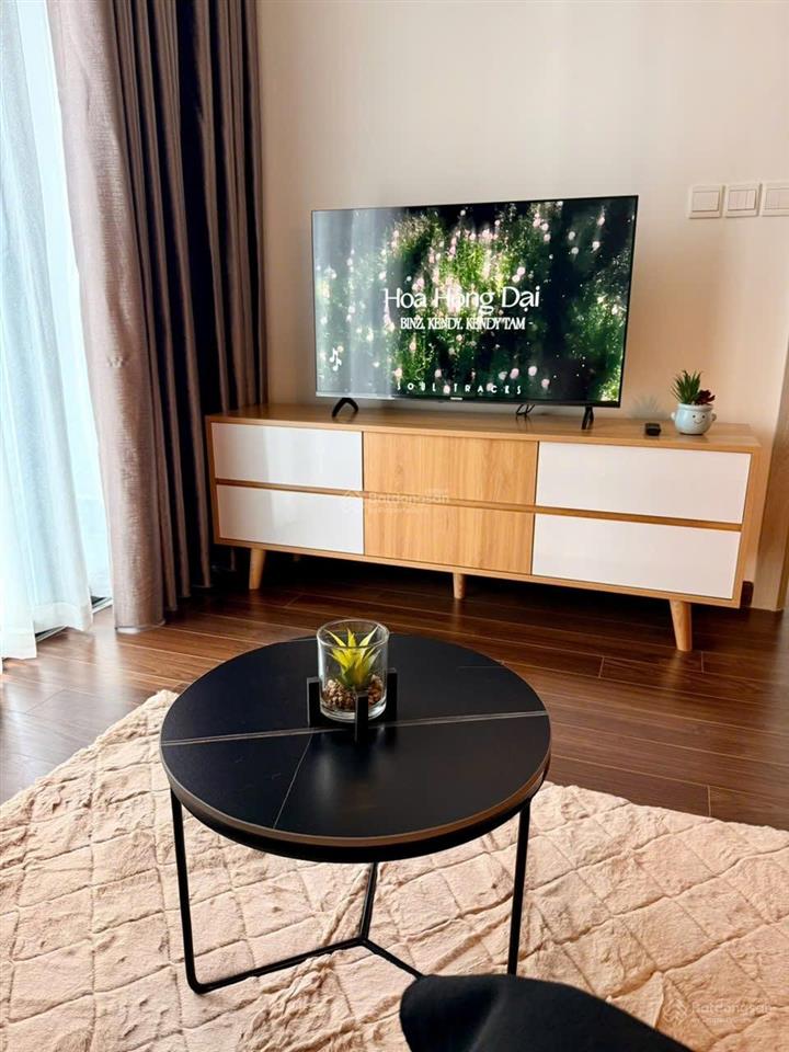 Chính chủ cho thuê căn hộ 2pn masteri west heights vinhomes smart city view hồ, full nội thất, ch