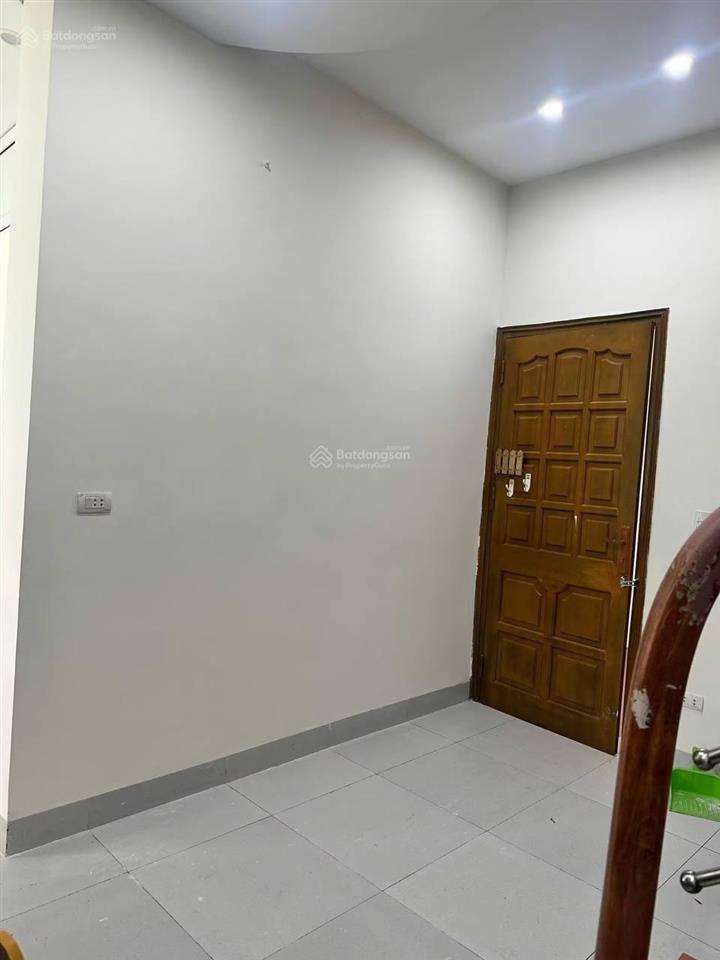 Cho thuê nhà riêng 2 tầng tại tập thể ngõ 69, dương khuê, 13 triệu, 160m2, nhiều tiện ích