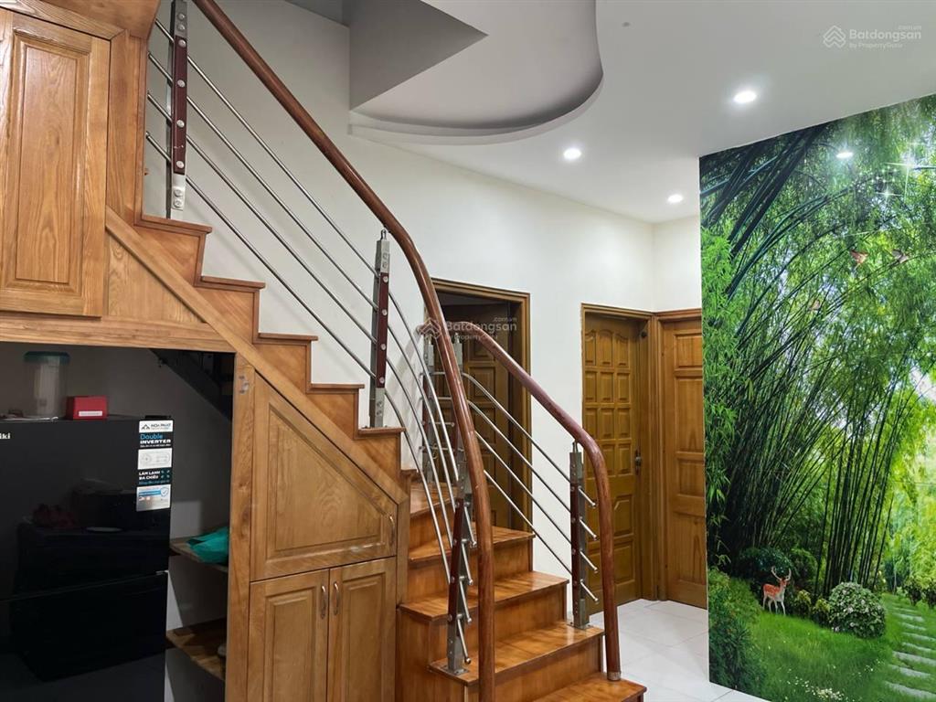 Cho thuê nhà riêng 2 tầng tại tập thể ngõ 69, dương khuê, 13 triệu, 160m2, nhiều tiện ích