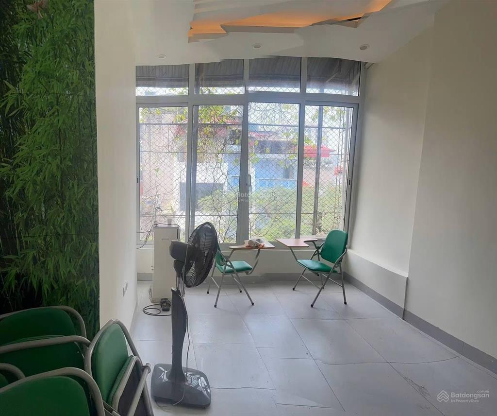 Cho thuê nhà riêng 2 tầng tại tập thể ngõ 69, dương khuê, 13 triệu, 160m2, nhiều tiện ích
