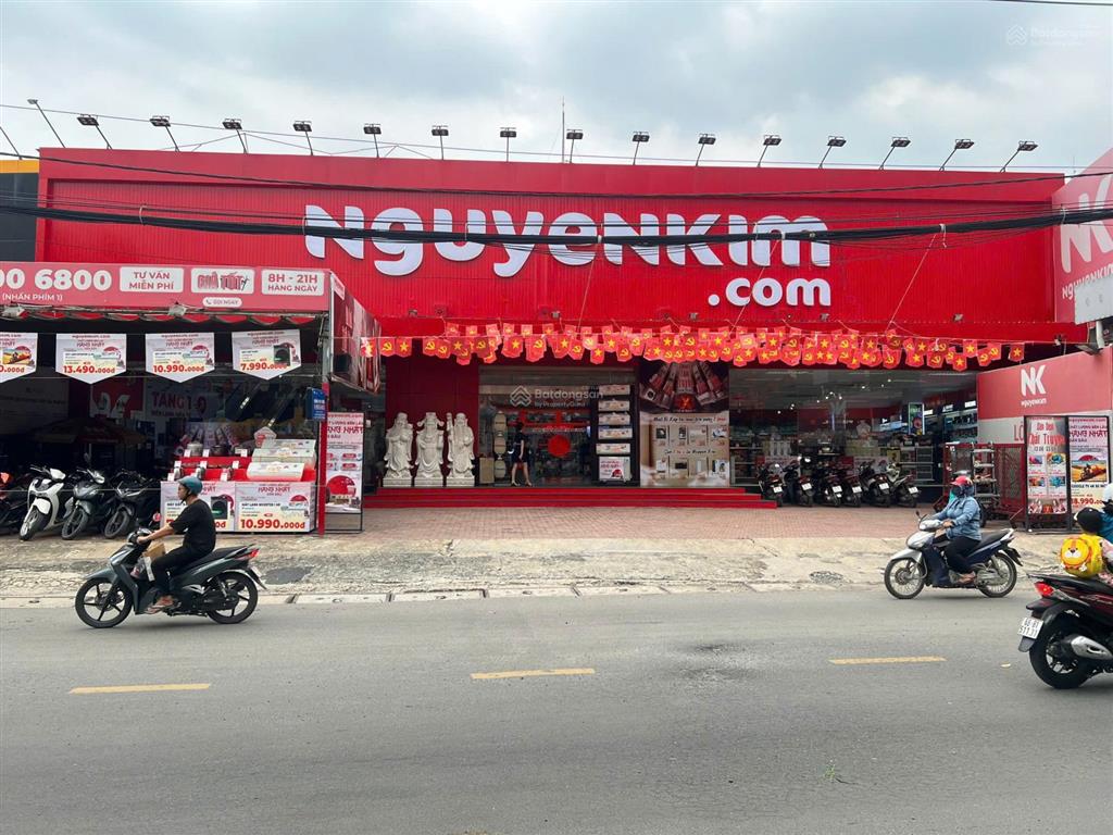 Mặt tiền nguyễn thị định 126tr/m2  dt 27m x 45m  công nhận 945m2  hđt 350tr/tháng  120 tỷ