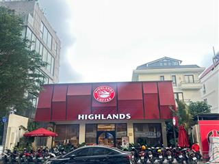 Bán khuôn đất mặt tiền tạ hiện  đối diện chung cư  dt 15m x 18m  hđt 180tr/tháng  giá 350tr/m2