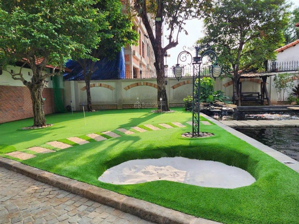 Biệt thự khu compound nguyễn văn hưởng q2  1053m2  giá 142tr/m2  dt 25m x 42m, hồ bơi sân vườn